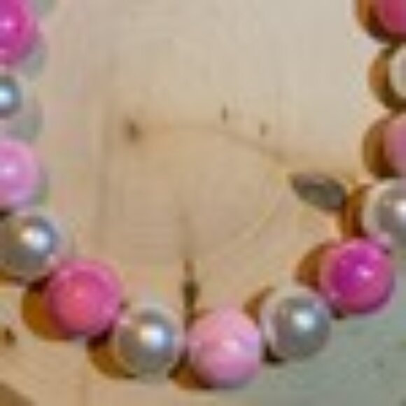 Pretty in Pink Dog Necklace (17") - Picture 2 of 4